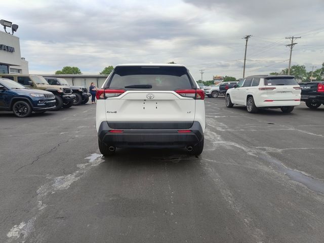 2024 Toyota RAV4 LE FWD - 23030233 - 6