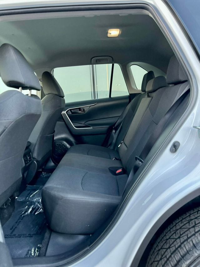 2024 Toyota RAV4 LE FWD - 22921866 - 12