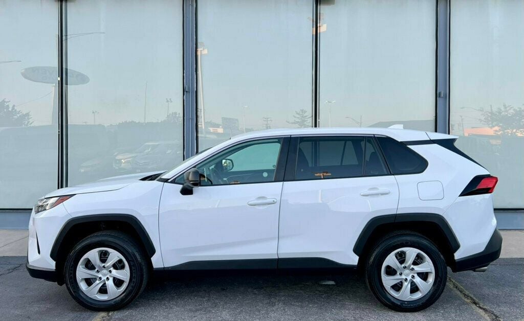 2024 Toyota RAV4 LE FWD - 22921866 - 26