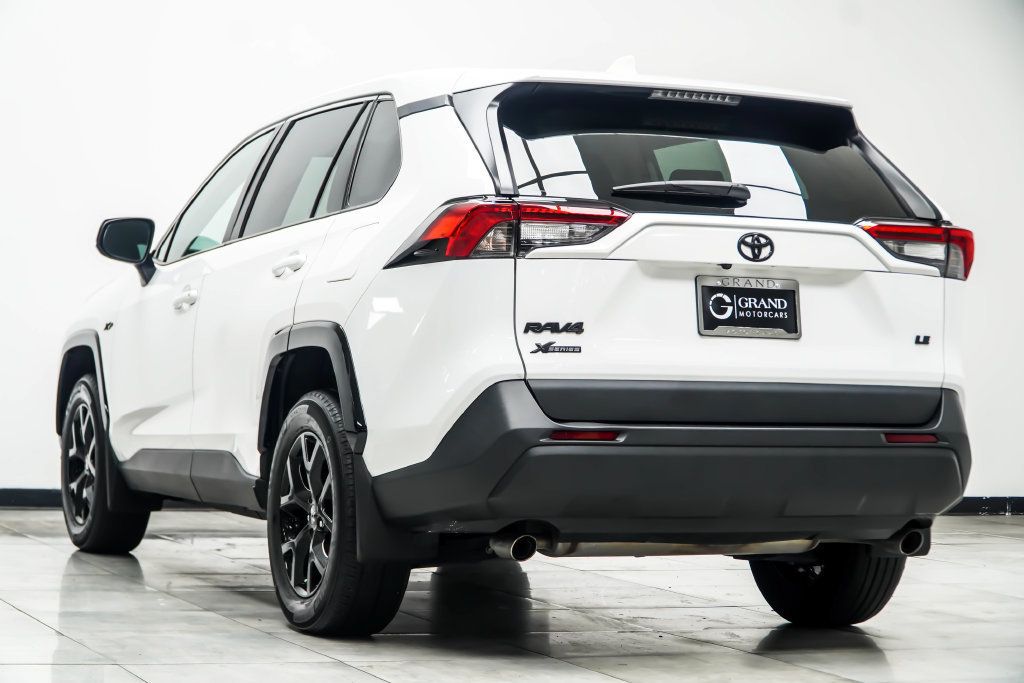 Toyota RAV4 photo 12