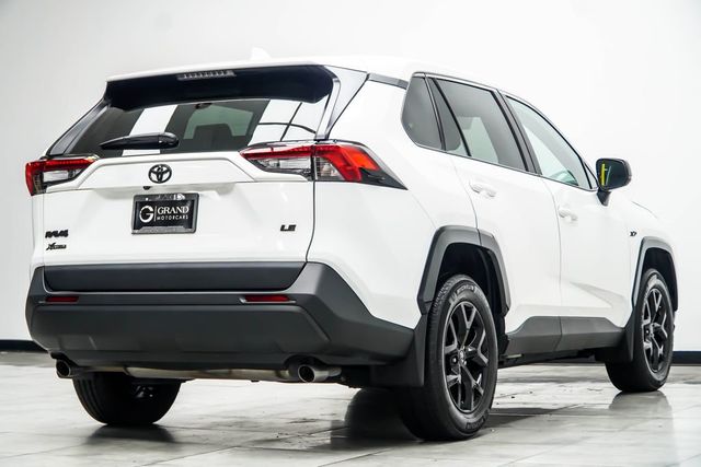 2024 Toyota RAV4 LE FWD - 23082433 - 13