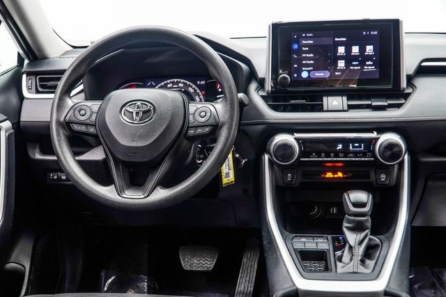 2024 Toyota RAV4 LE FWD - 23082433 - 17