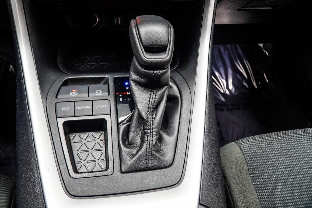 Toyota RAV4 photo 22