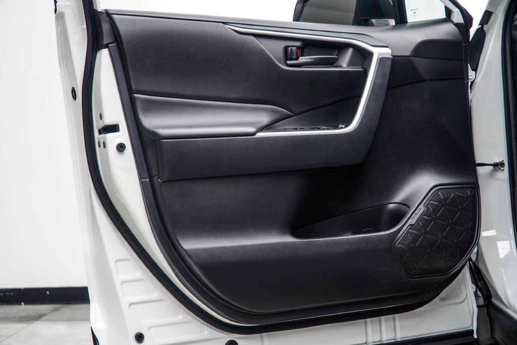 Toyota RAV4 photo 31