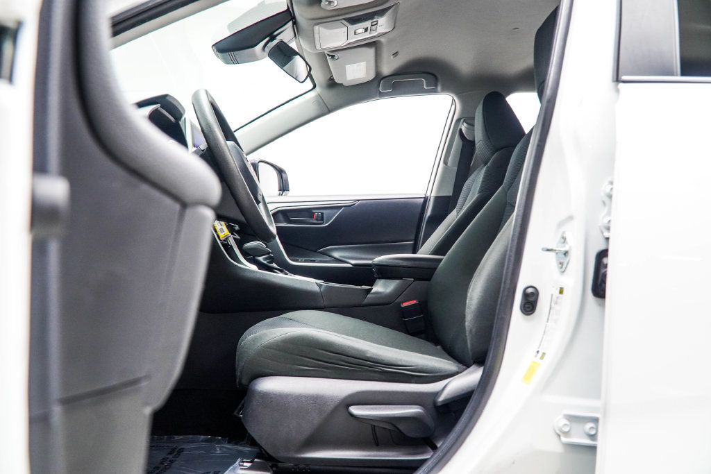 Toyota RAV4 photo 34