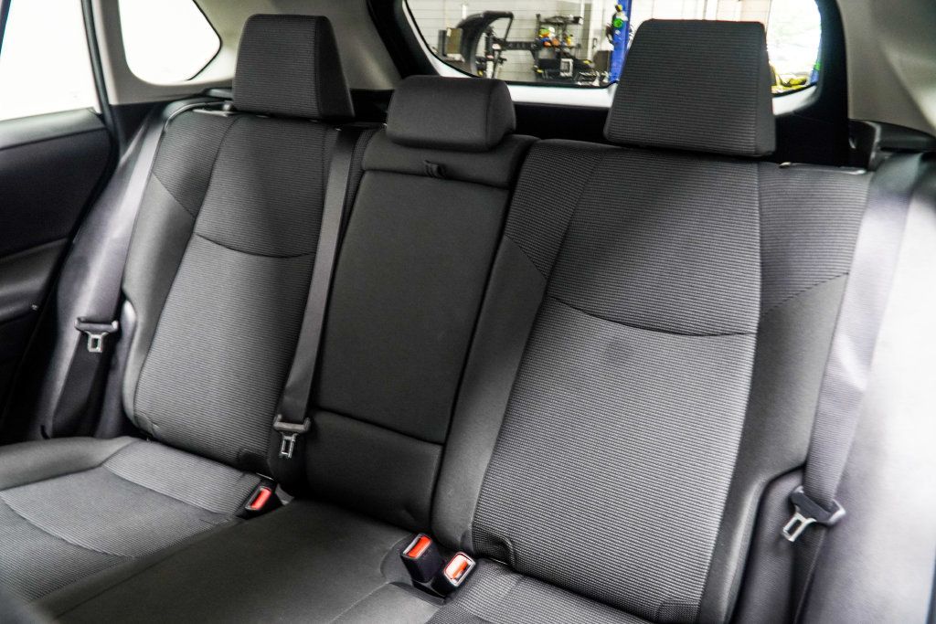 Toyota RAV4 photo 36