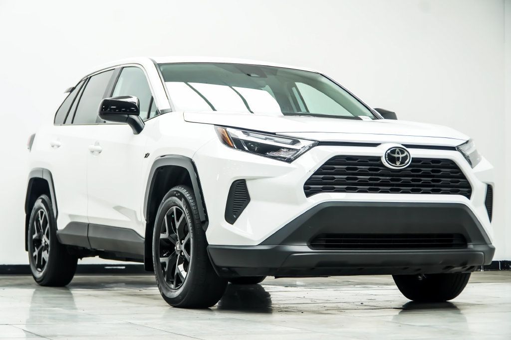 Toyota RAV4 photo 4