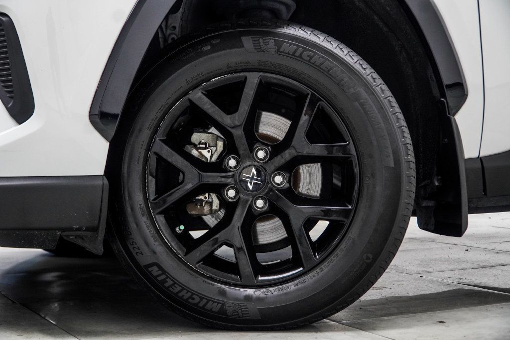 Toyota RAV4 photo 7