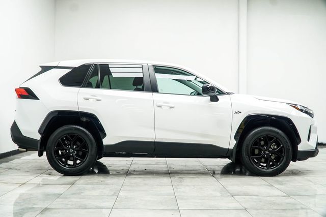 2024 Toyota RAV4 LE FWD - 23082433 - 7