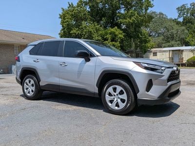 2024 Toyota RAV4 - 2T3H1RFV1RC299063