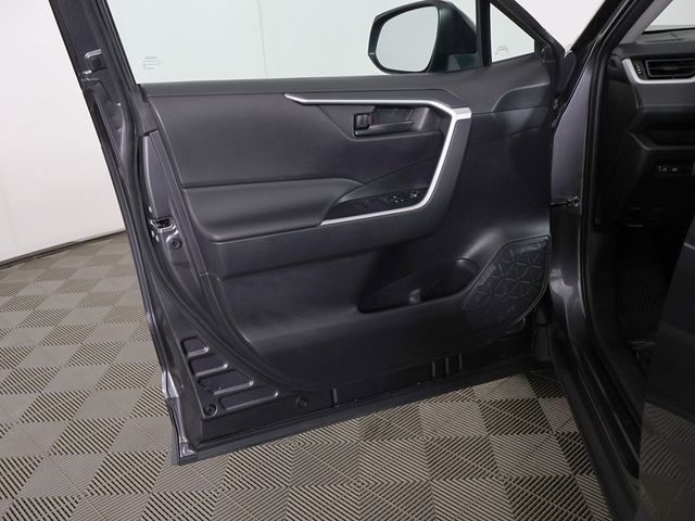 2024 Toyota RAV4 LE FWD - 22970005 - 17