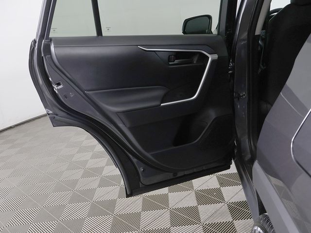 2024 Toyota RAV4 LE FWD - 22970005 - 19