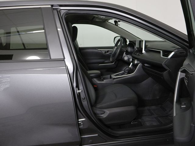 2024 Toyota RAV4 LE FWD - 22970005 - 24