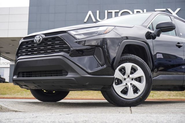 2024 Toyota RAV4 LE FWD - 22983905 - 1