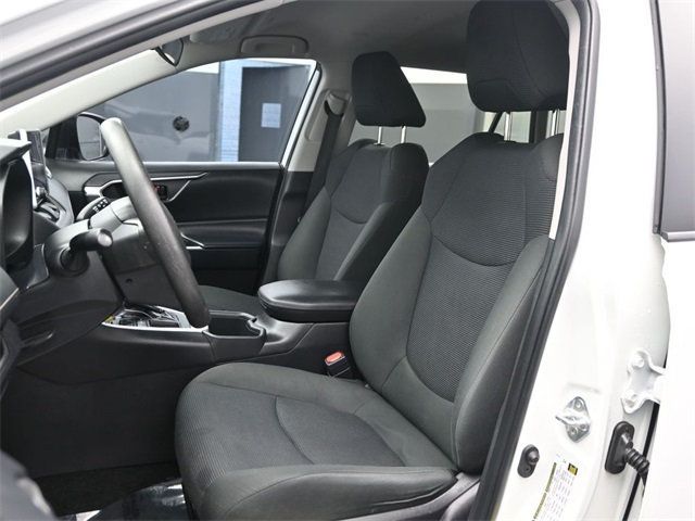 2024 Toyota RAV4 LE FWD - 22969855 - 10