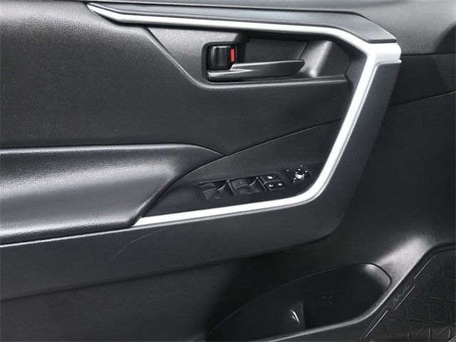 2024 Toyota RAV4 LE FWD - 22969855 - 12