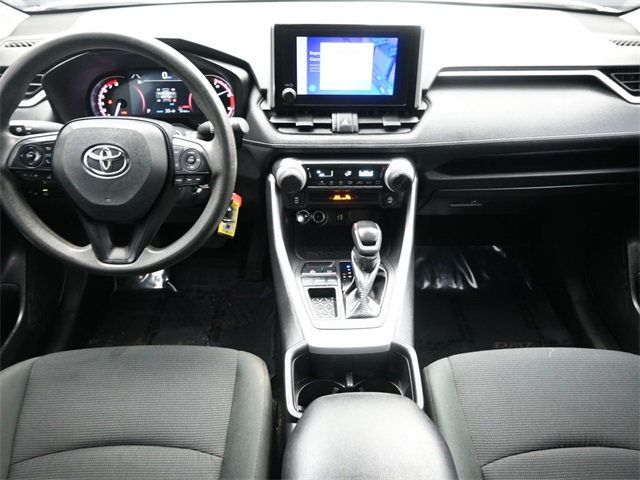 2024 Toyota RAV4 LE FWD - 22969855 - 18