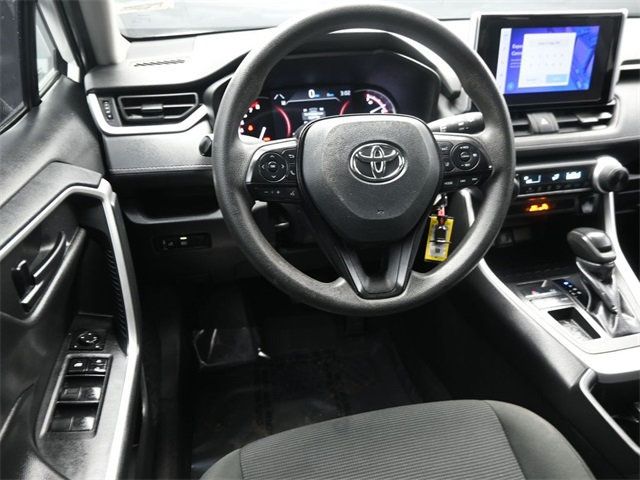 2024 Toyota RAV4 LE FWD - 22969855 - 19