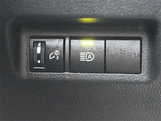 2024 Toyota RAV4 LE FWD - 22969855 - 29