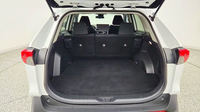 2024 Toyota RAV4 LE FWD - 23095008 - 19