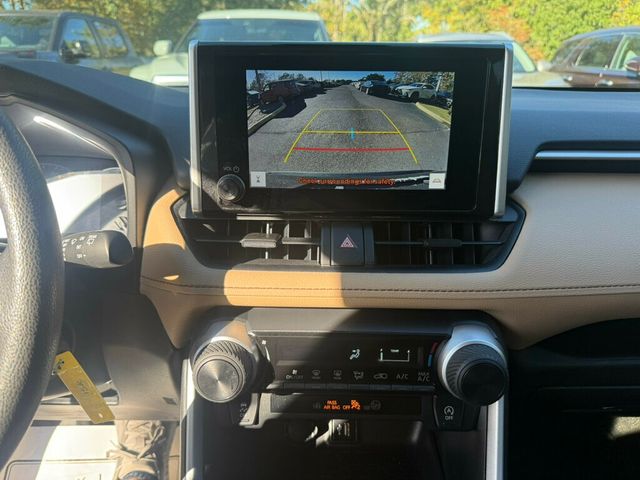 2024 Toyota RAV4 LE FWD - 22932681 - 5