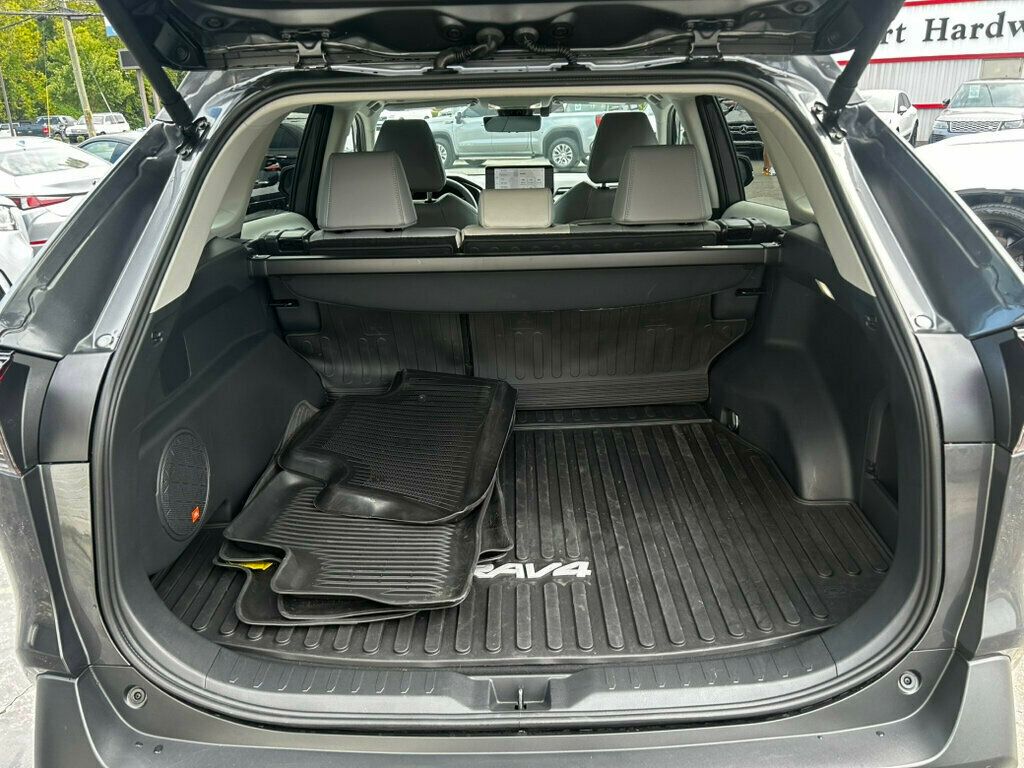 2024 Toyota RAV4 XLE Premium photo 11