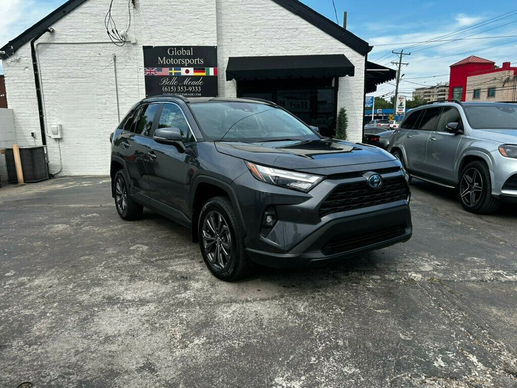 2024 Toyota RAV4 XLE Premium photo 2