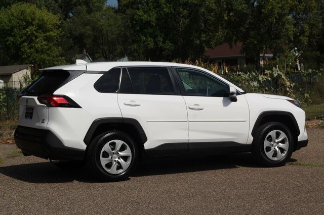 2024 Toyota RAV4 ONE OWNER AWD LE  - 23074590 - 2