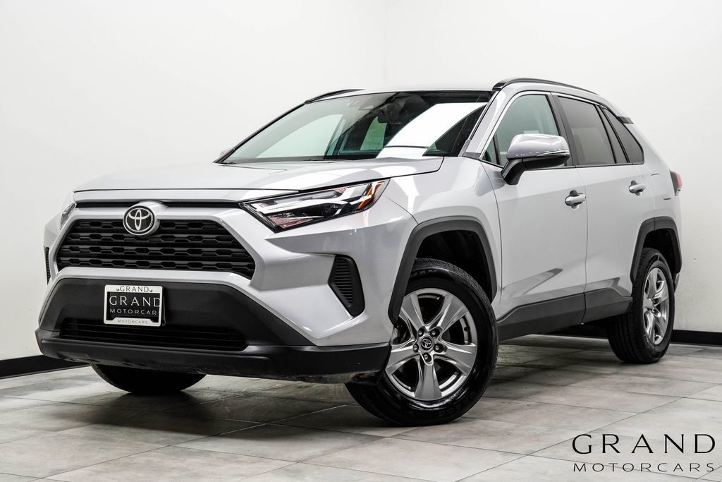 2024 Toyota RAV4 XLE AWD - 23000754 | Video 1