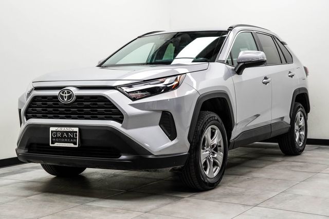 2024 Toyota RAV4 XLE AWD - 23000754 - 9