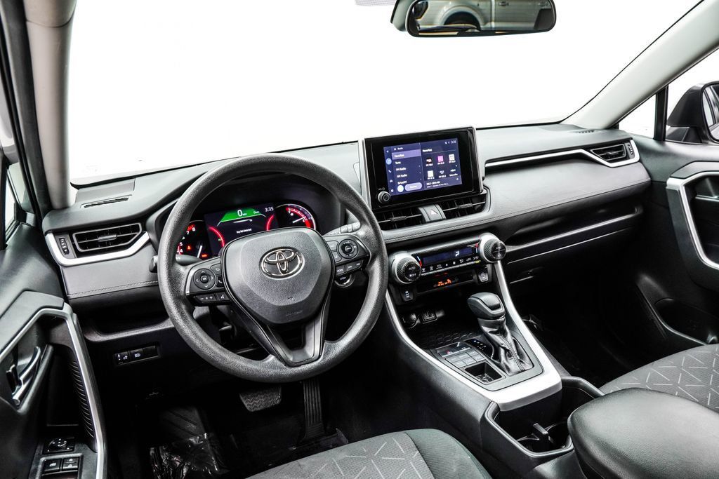 Toyota RAV4 photo 23