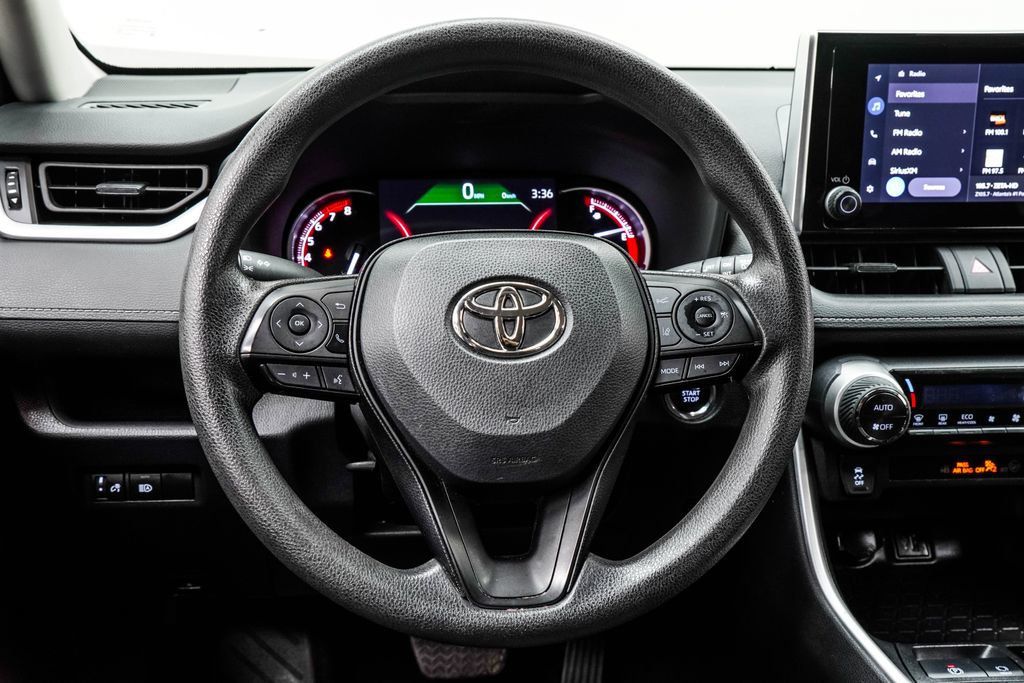 Toyota RAV4 photo 25
