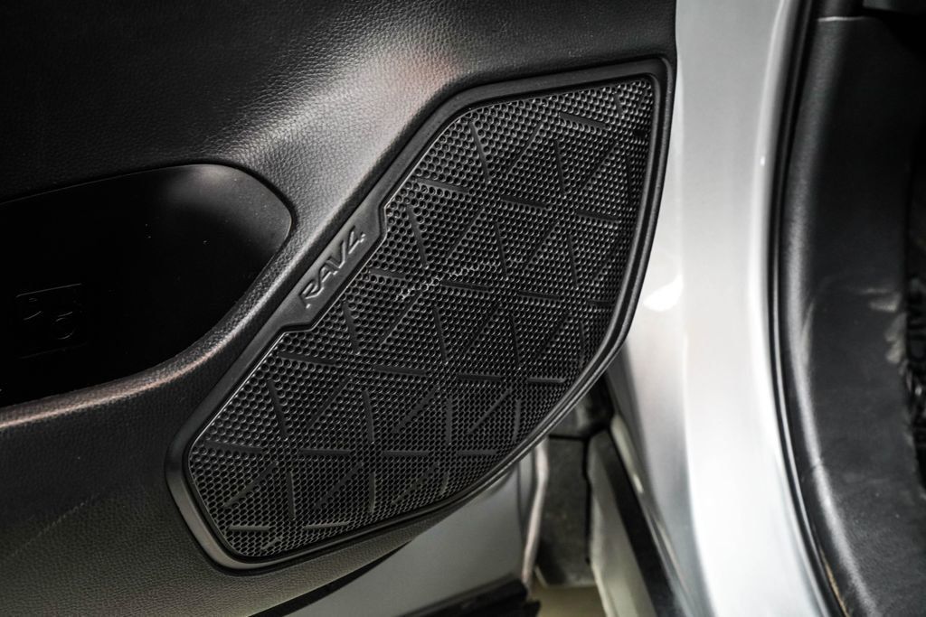 Toyota RAV4 photo 46