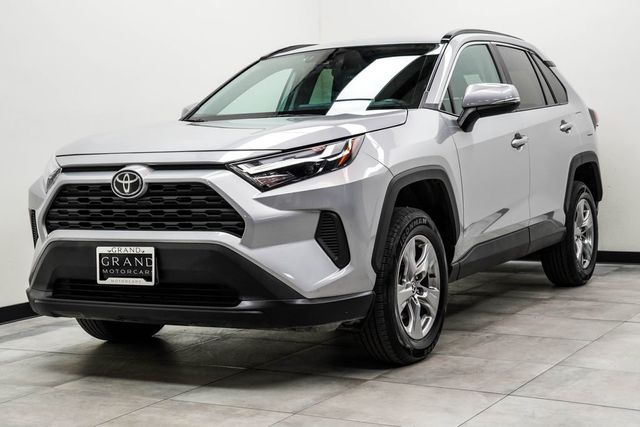 2024 Toyota RAV4 XLE AWD - 23000754 - 5