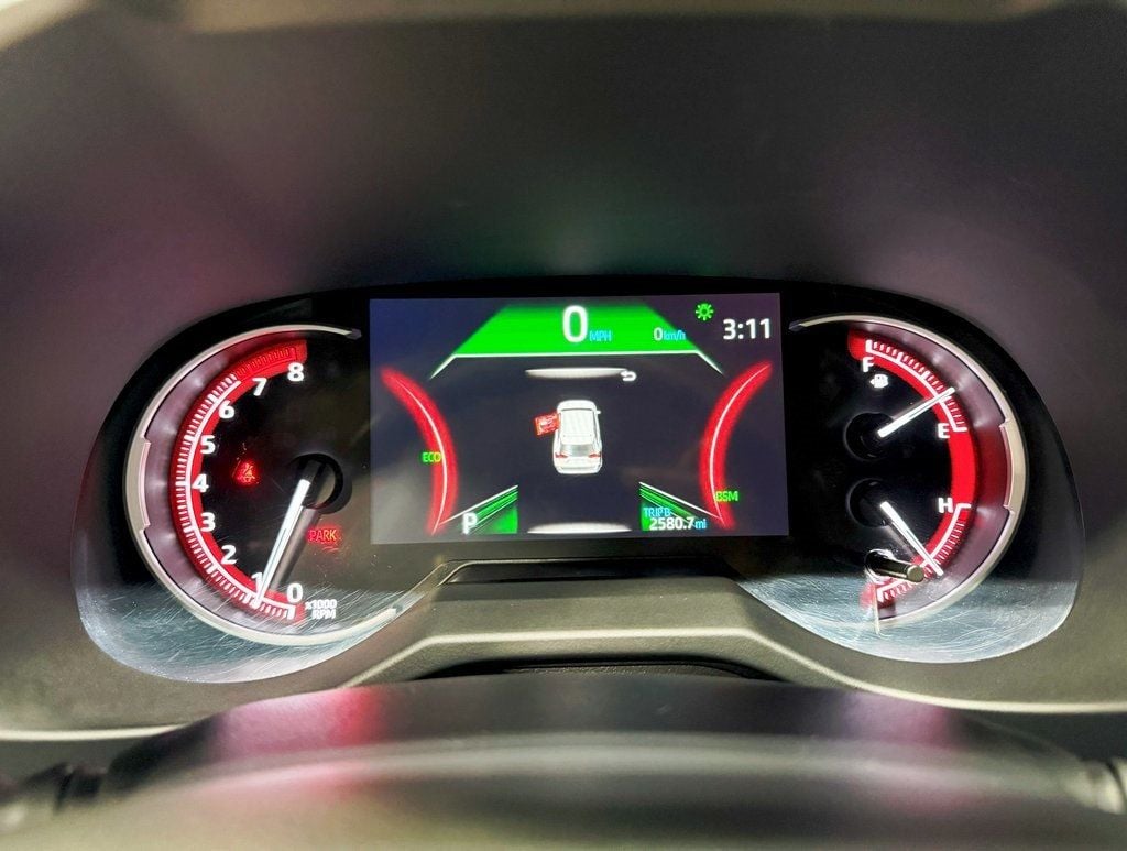 2024 Toyota RAV4 XLE photo 14
