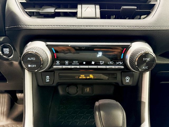 2024 Toyota RAV4 XLE AWD - 22912616 - 20