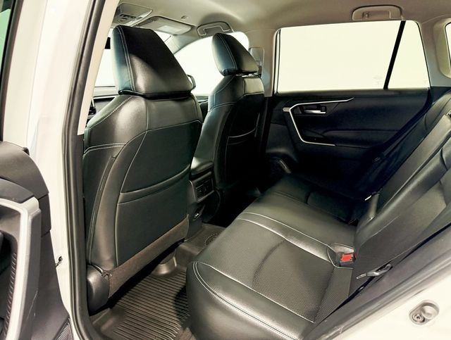 2024 Toyota RAV4 XLE AWD - 22912616 - 32