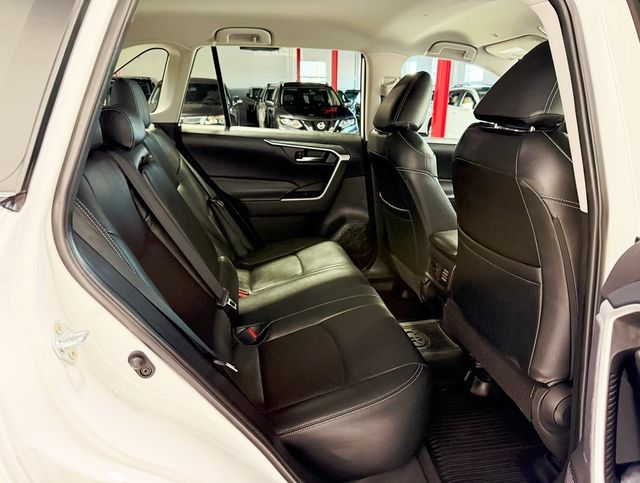 2024 Toyota RAV4 XLE AWD - 22912616 - 36