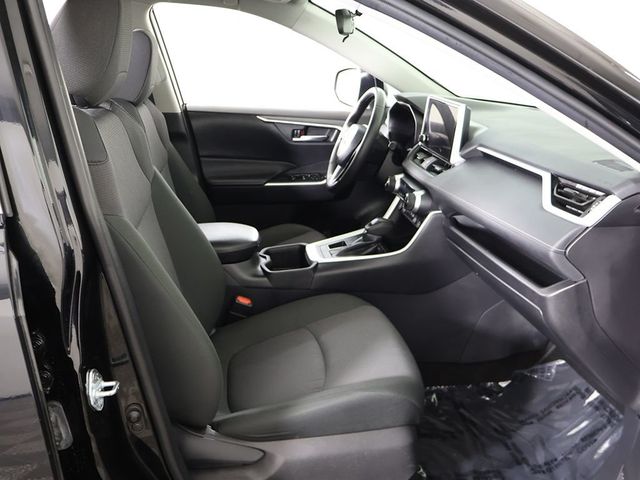 2024 Toyota RAV4 XLE AWD - 23046138 - 28