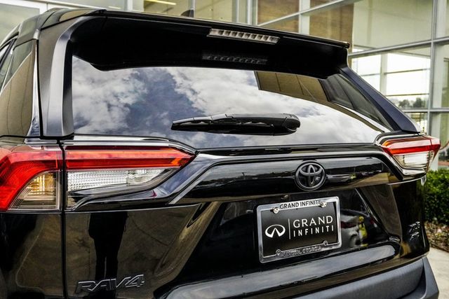 2024 Toyota RAV4 XLE AWD - 22971915 - 11