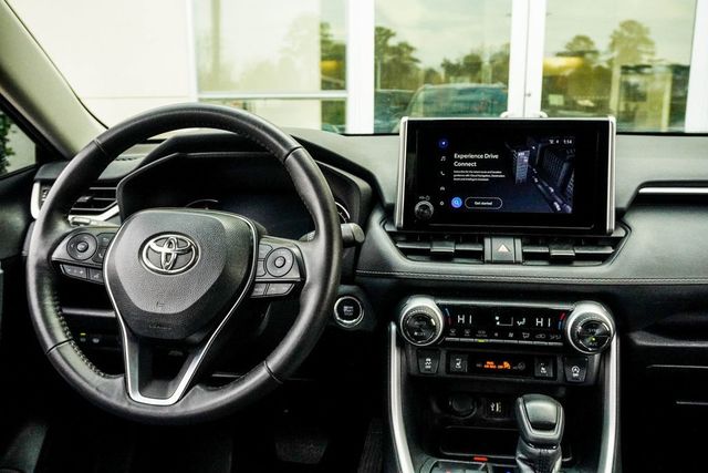 2024 Toyota RAV4 XLE AWD - 22971915 - 13