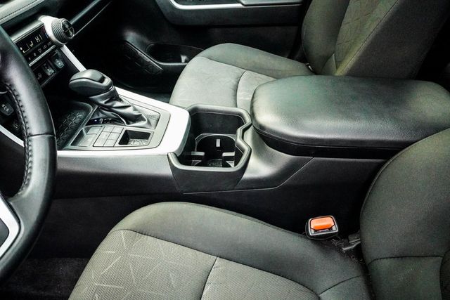 2024 Toyota RAV4 XLE AWD - 22971915 - 16