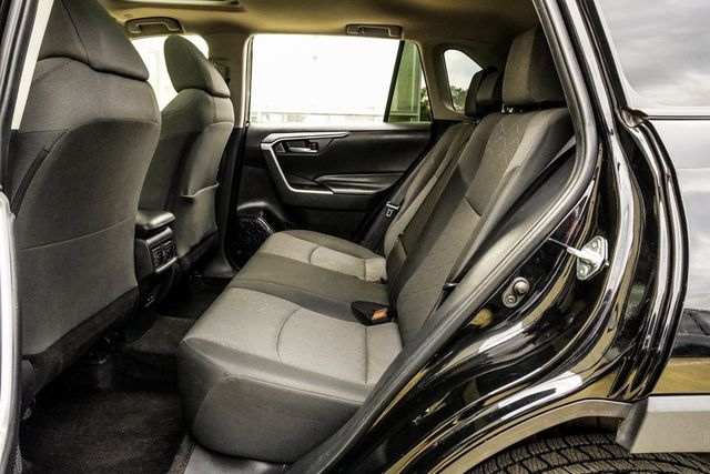 2024 Toyota RAV4 XLE AWD - 22971915 - 34