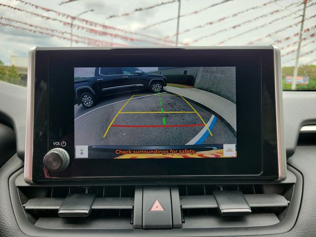 2024 Toyota RAV4 XLE AWD - 23017789 - 11