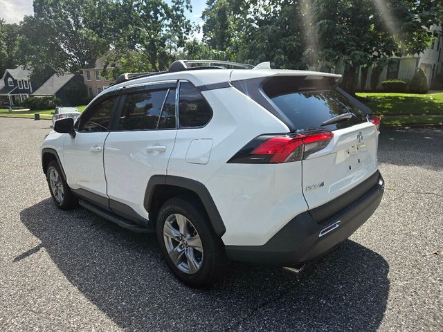 2024 Toyota RAV4 XLE AWD - 23063243 - 3