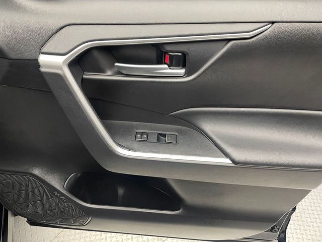 2024 Toyota RAV4 XLE AWD - 22975367 - 14