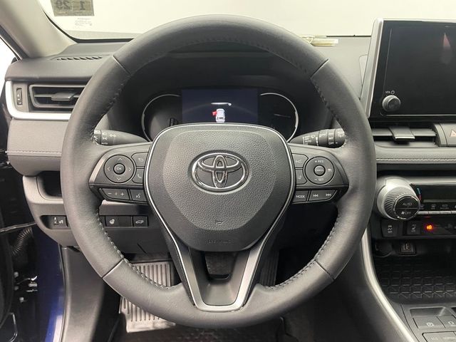 2024 Toyota RAV4 XLE AWD - 22975367 - 20