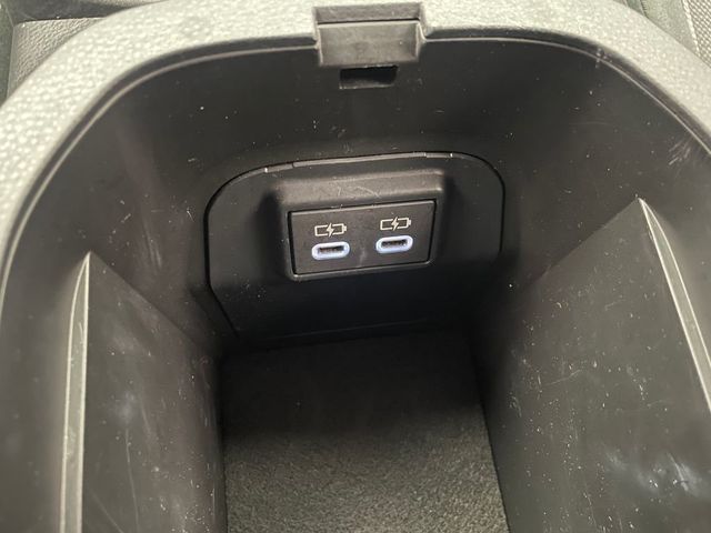 2024 Toyota RAV4 XLE AWD - 22975367 - 29