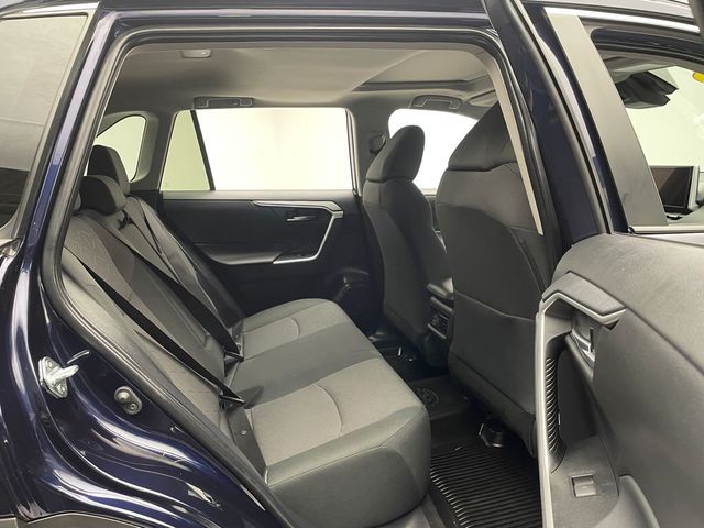 2024 Toyota RAV4 XLE AWD - 22975367 - 36