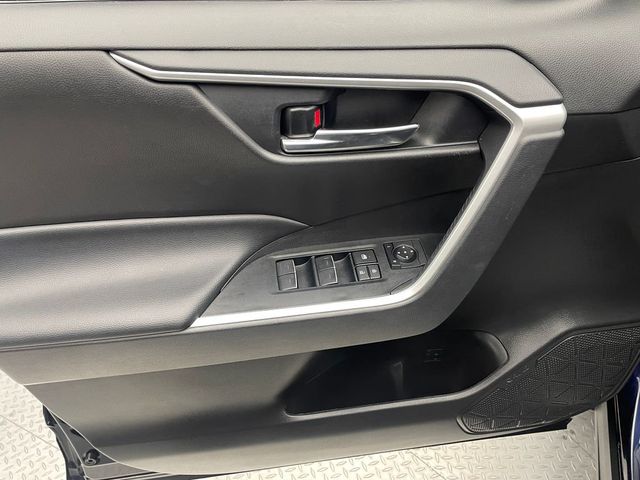 2024 Toyota RAV4 XLE AWD - 22975367 - 8